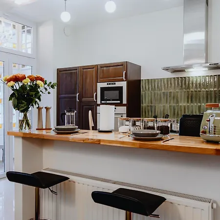 Tarlowska - Free Parking - Near Castle, Main Square & River - 3 Bedroom, Loggia, 2xtv 4k Апартаменты Краков