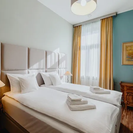 Tarlowska - Free Parking - Near Castle, Main Square & River - 3 Bedroom, Loggia, 2xtv 4k *