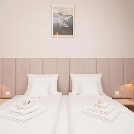 Tarlowska - Free Parking - Near Castle, Main Square & River - 3 Bedroom, Loggia, 2xtv 4k