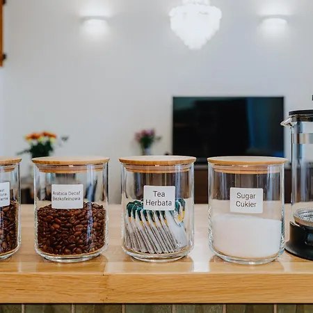 Tarlowska - Free Parking - Near Castle, Main Square & River - 3 Bedroom, Loggia, 2xtv 4k * Краков