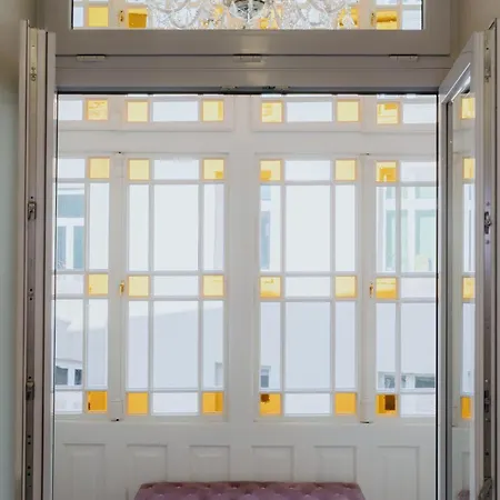 Tarlowska - Free Parking - Near Castle, Main Square & River - 3 Bedroom, Loggia, 2xtv 4k Краков